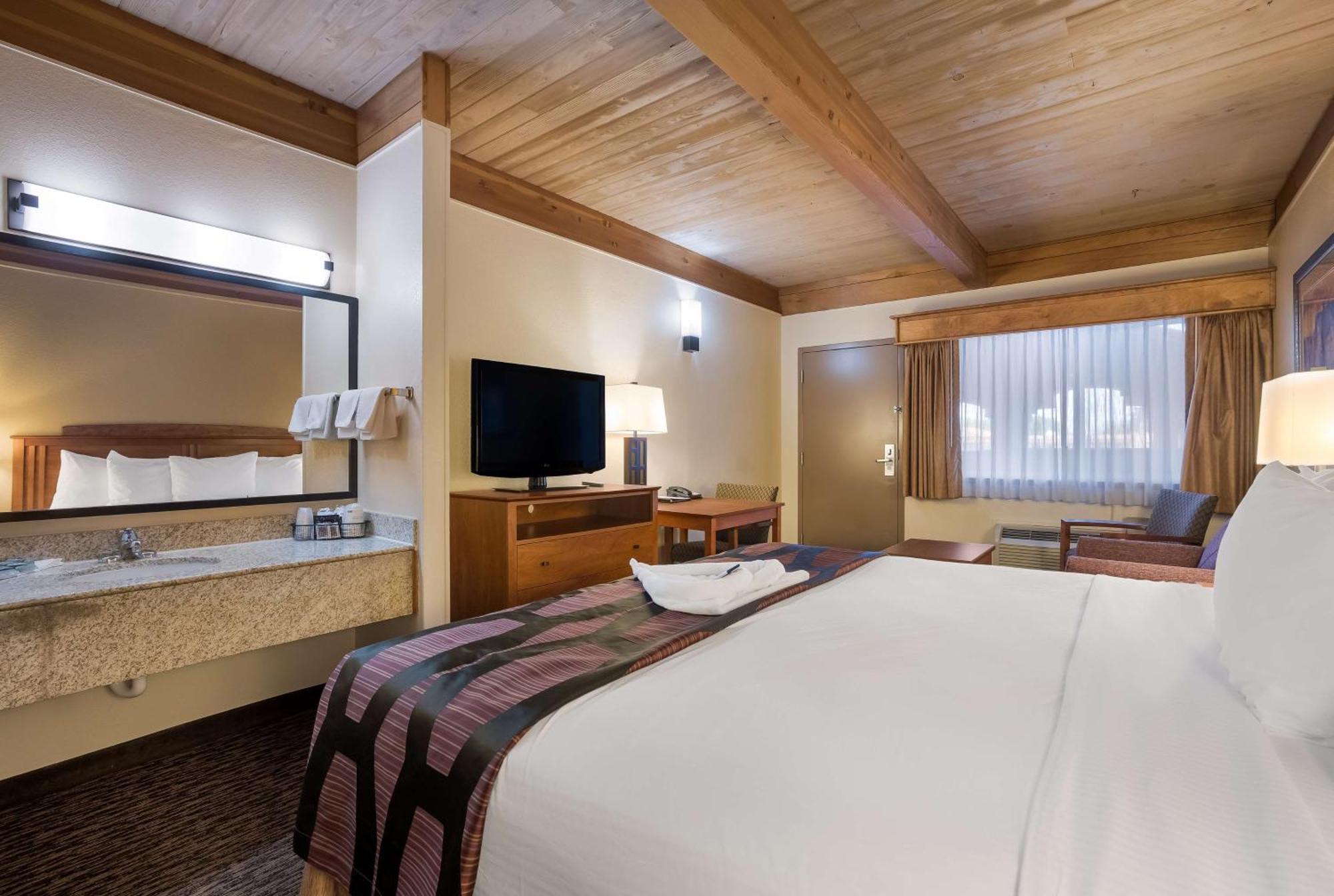 Best Western Plains Motel Wall Bagian luar foto