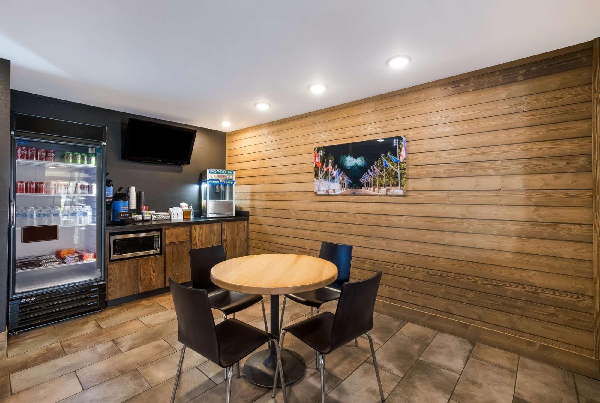 Best Western Plains Motel Wall Bagian luar foto