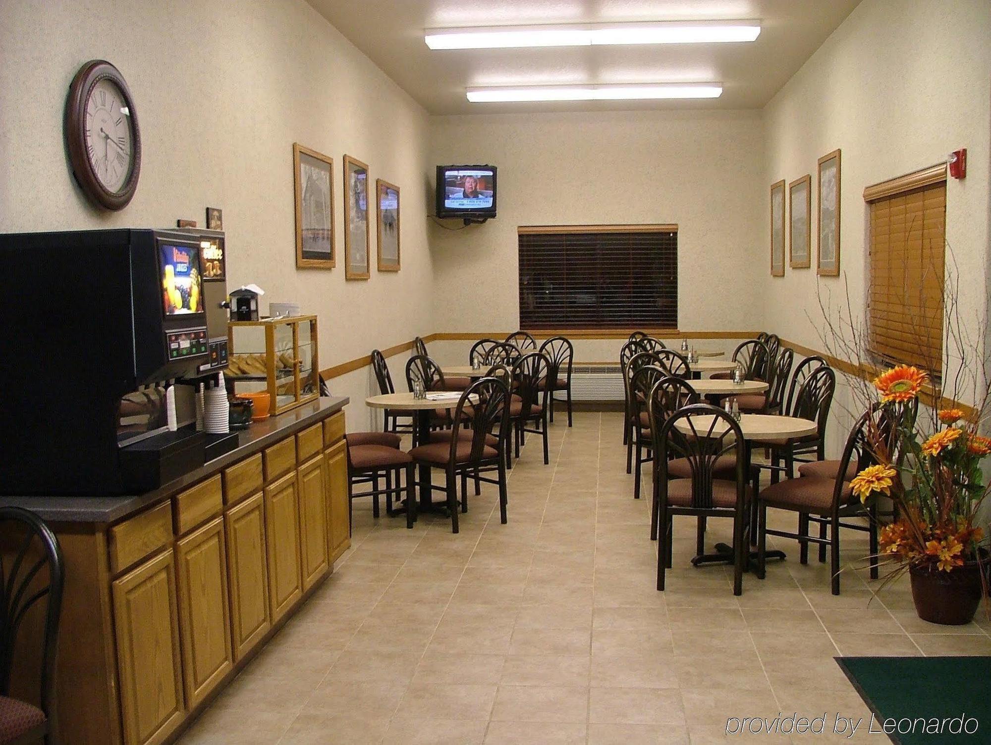 Best Western Plains Motel Wall Bagian luar foto